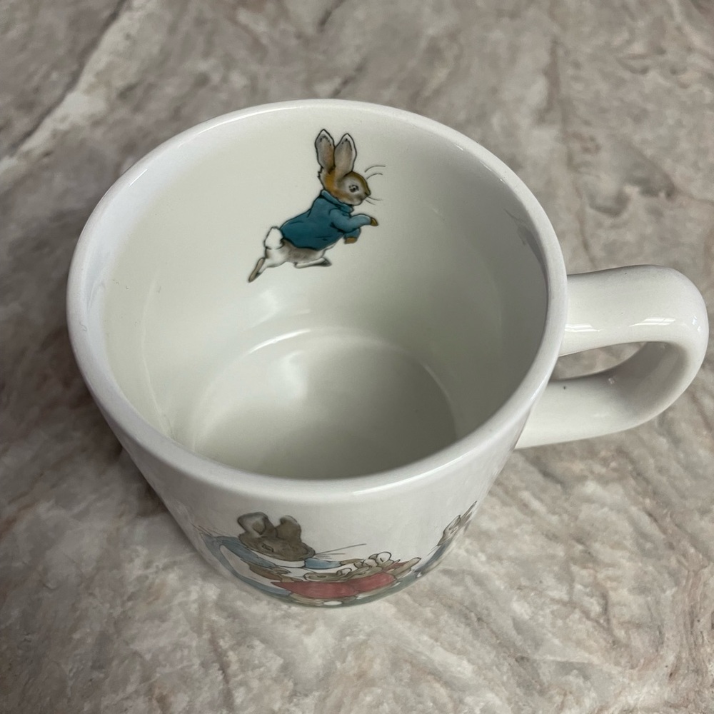 Peter Rabbit Kids Mug - Picture 5 of 6